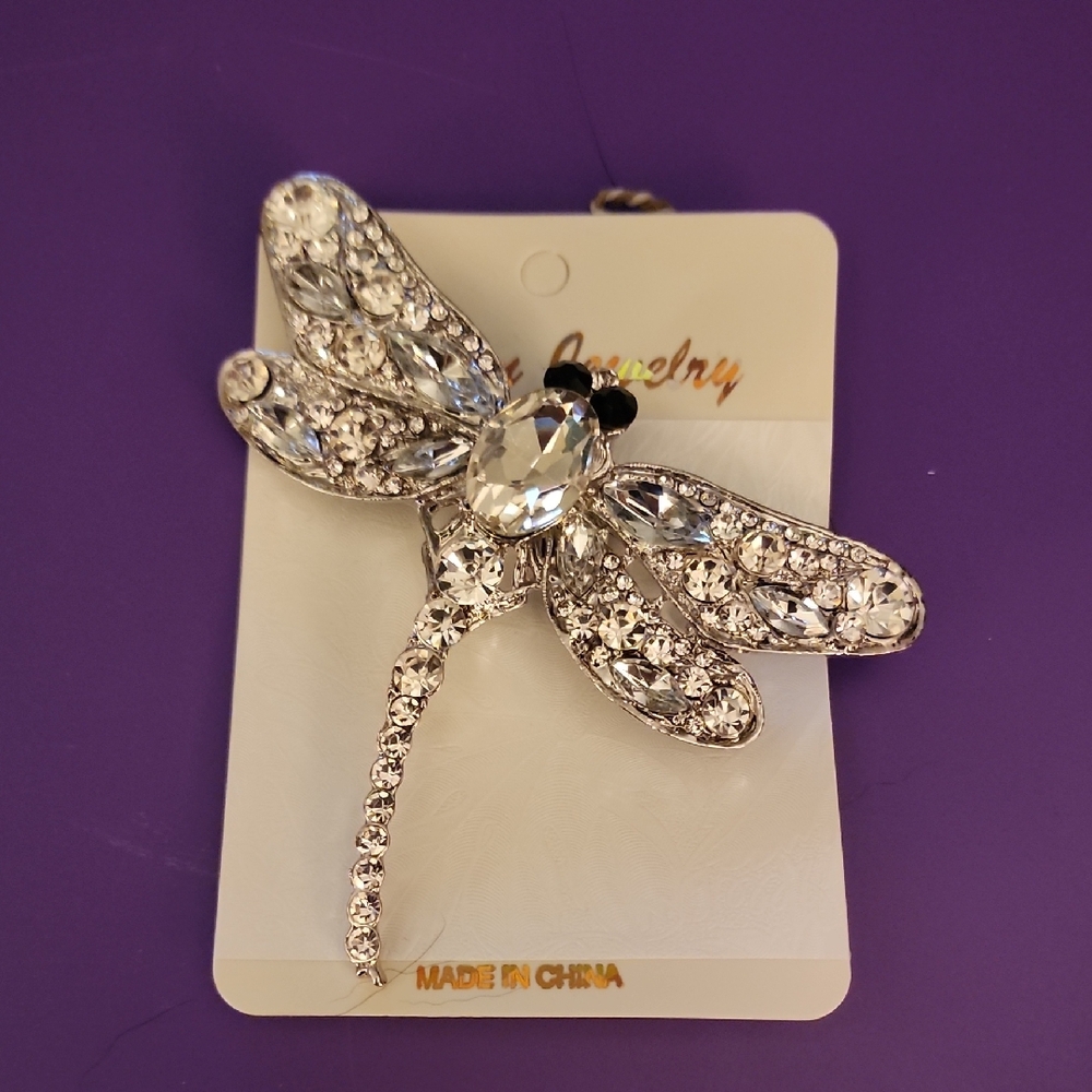 Sparkling Dragonfly Brooch